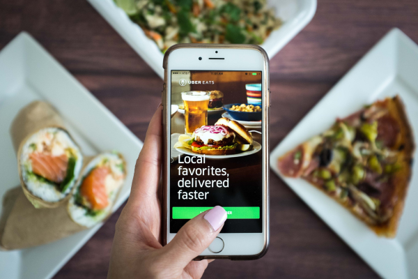 Delivery Near Me Open Now: Late-Night Dining to Satisfy Cravings